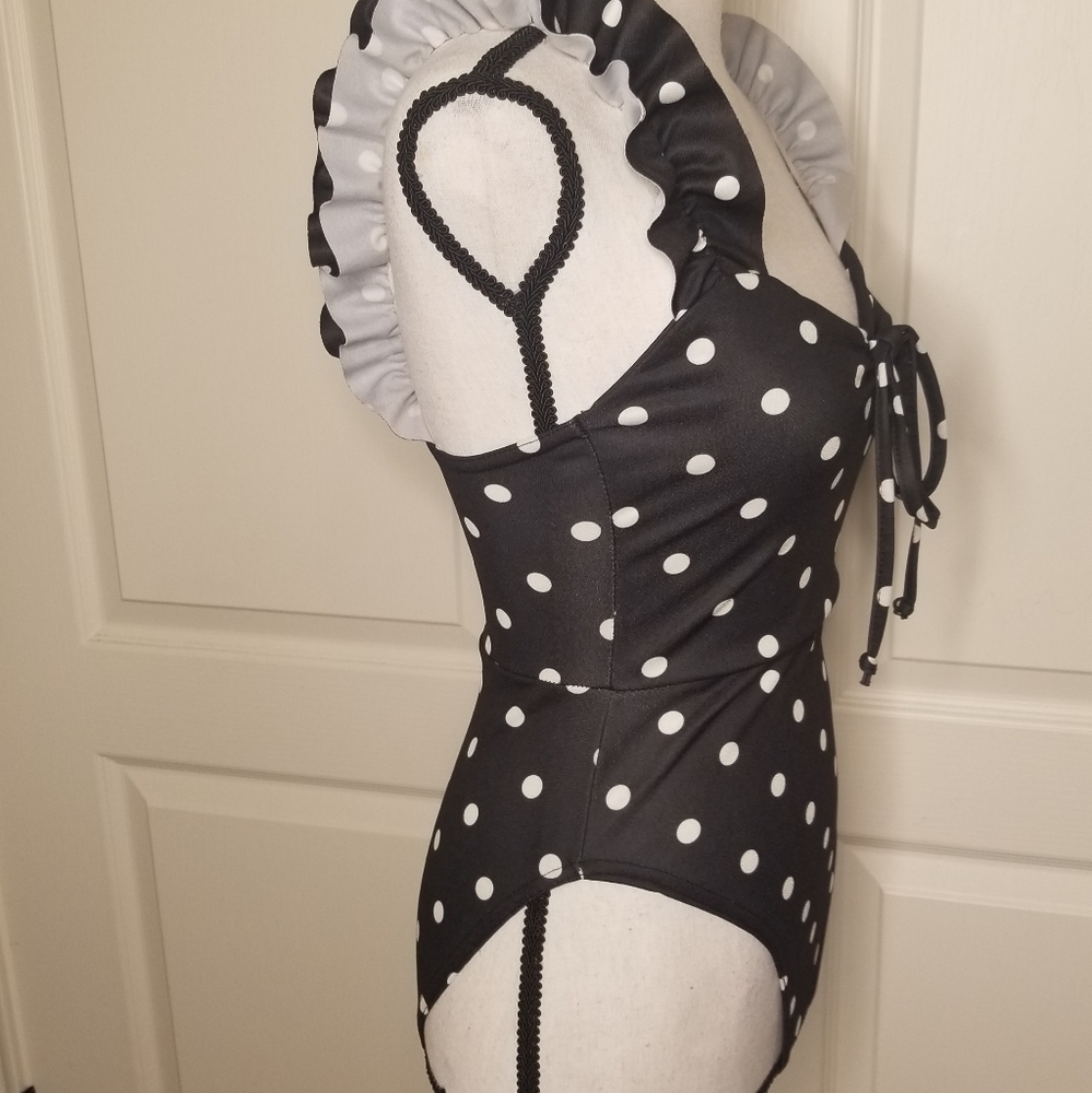 NWT Nasty Gal Polka Dot One Piece Swimsuit - Picture 8 of 9